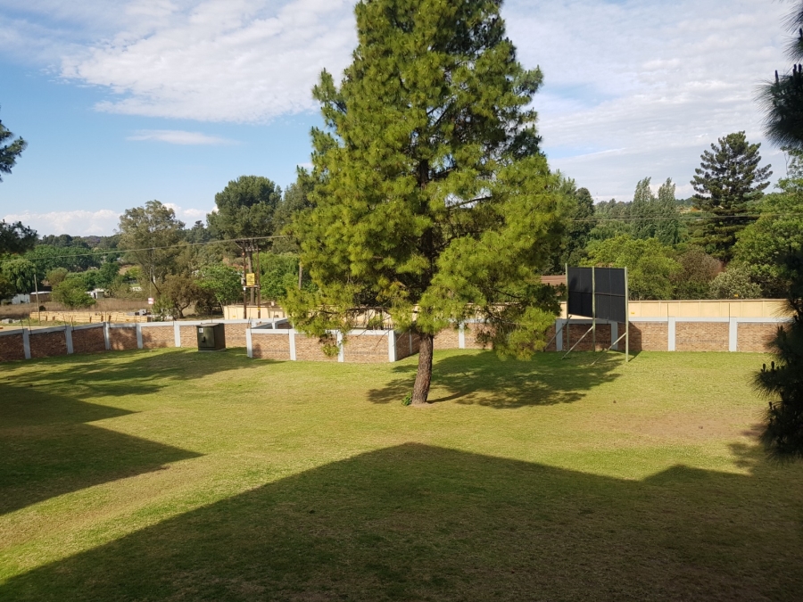 2 Bedroom Property for Sale in Glen Austin Gauteng