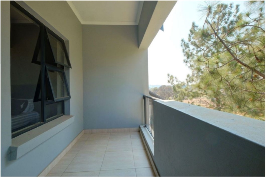 2 Bedroom Property for Sale in Glen Austin Gauteng