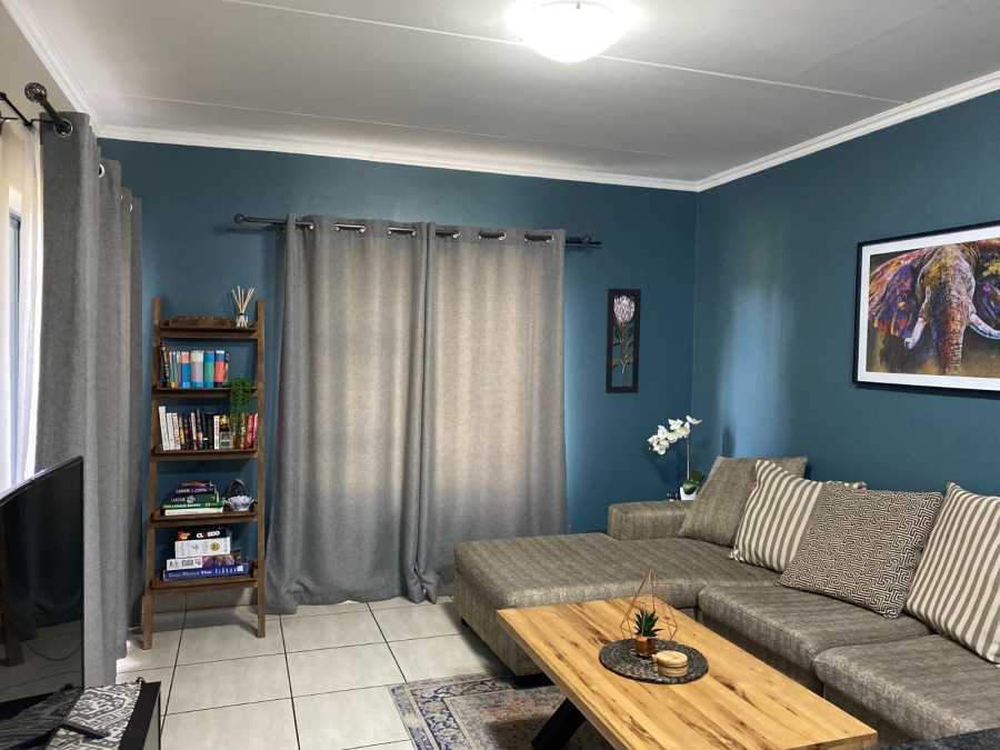 2 Bedroom Property for Sale in Glen Austin Gauteng