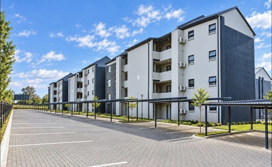 2 Bedroom Property for Sale in Glen Austin Gauteng