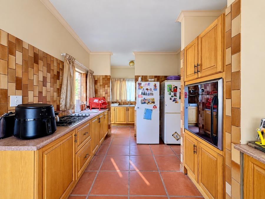 3 Bedroom Property for Sale in Silver Lakes Golf Estate Gauteng