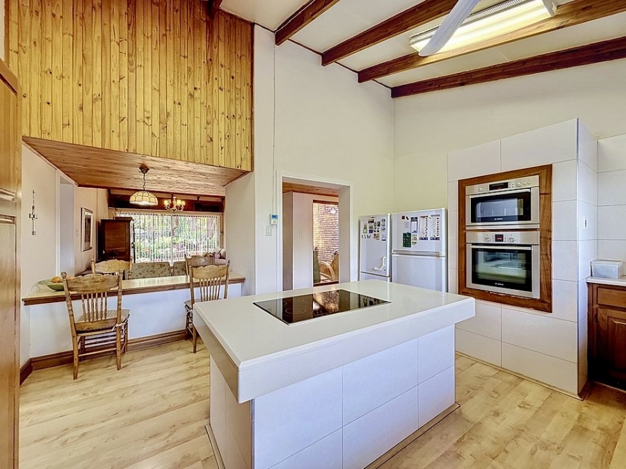 3 Bedroom Property for Sale in Faerie Glen Gauteng