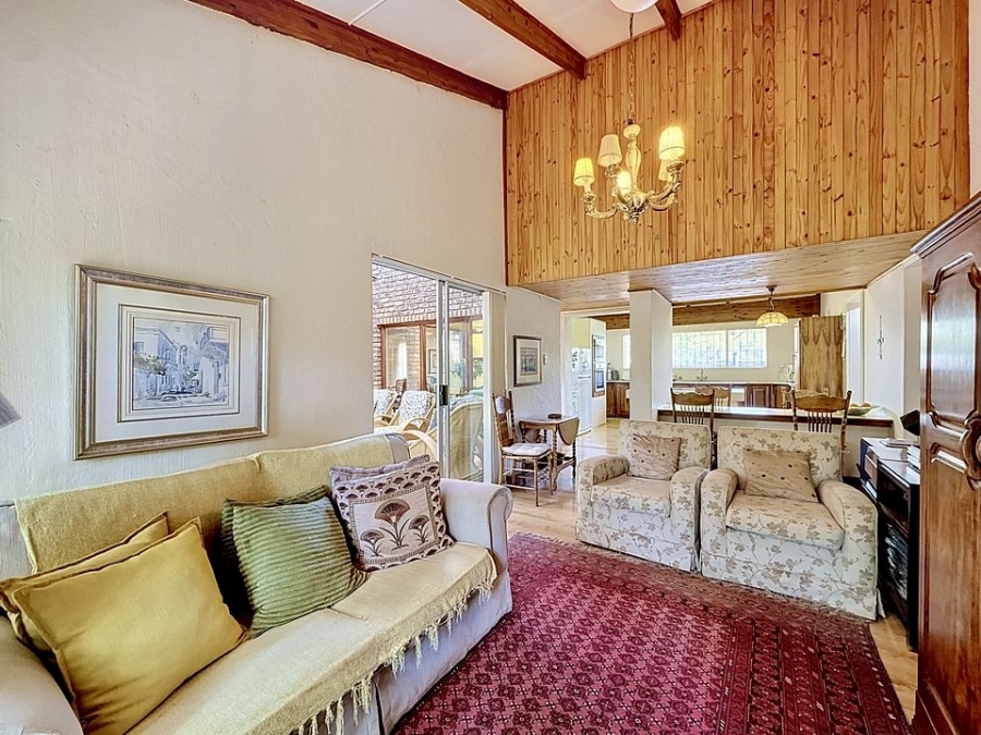3 Bedroom Property for Sale in Faerie Glen Gauteng