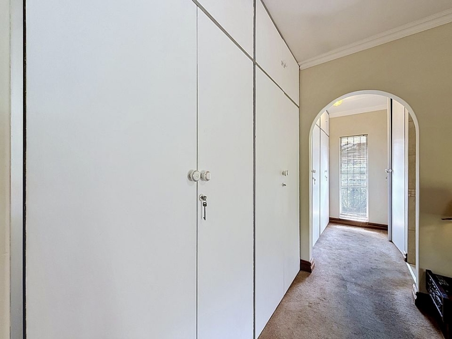 3 Bedroom Property for Sale in Faerie Glen Gauteng