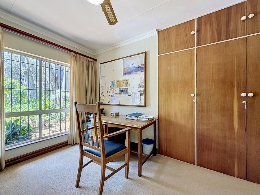 3 Bedroom Property for Sale in Faerie Glen Gauteng