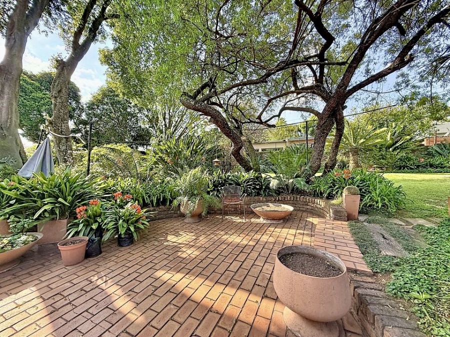 3 Bedroom Property for Sale in Faerie Glen Gauteng