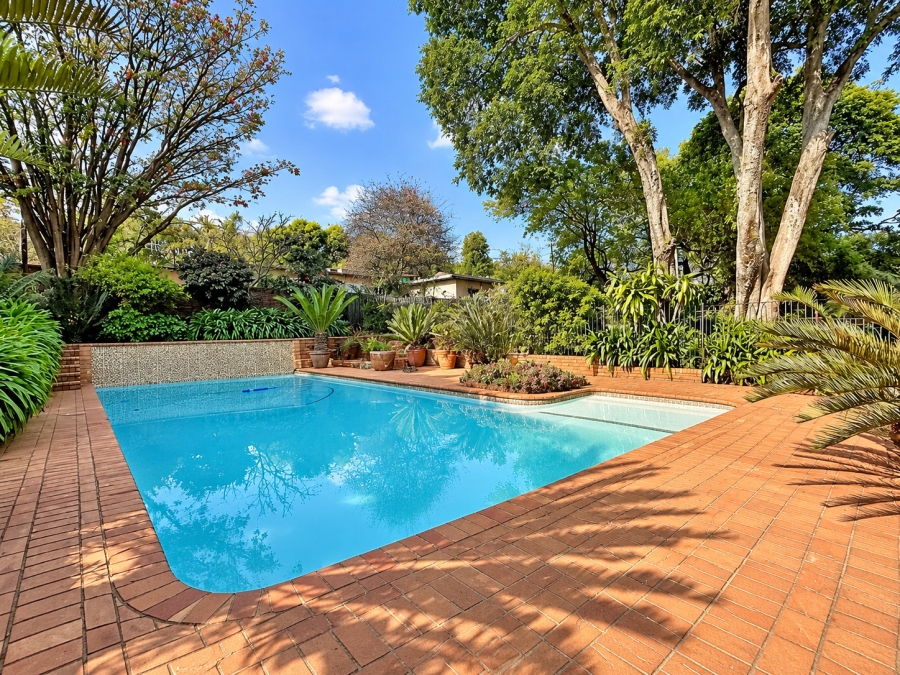 3 Bedroom Property for Sale in Faerie Glen Gauteng