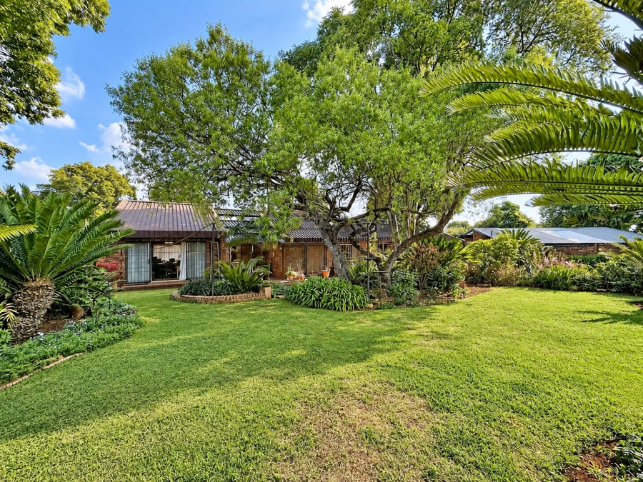 3 Bedroom Property for Sale in Faerie Glen Gauteng