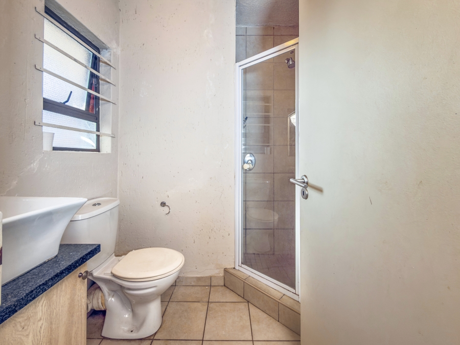 0 Bedroom Property for Sale in Hillcrest Gauteng