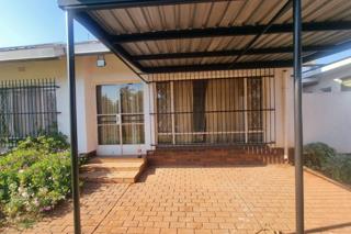 4 Bedroom Property for Sale in Sinoville Gauteng
