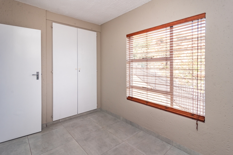 3 Bedroom Property for Sale in Breaunanda Gauteng
