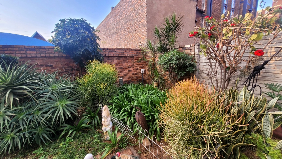 3 Bedroom Property for Sale in Sunnyside Gauteng