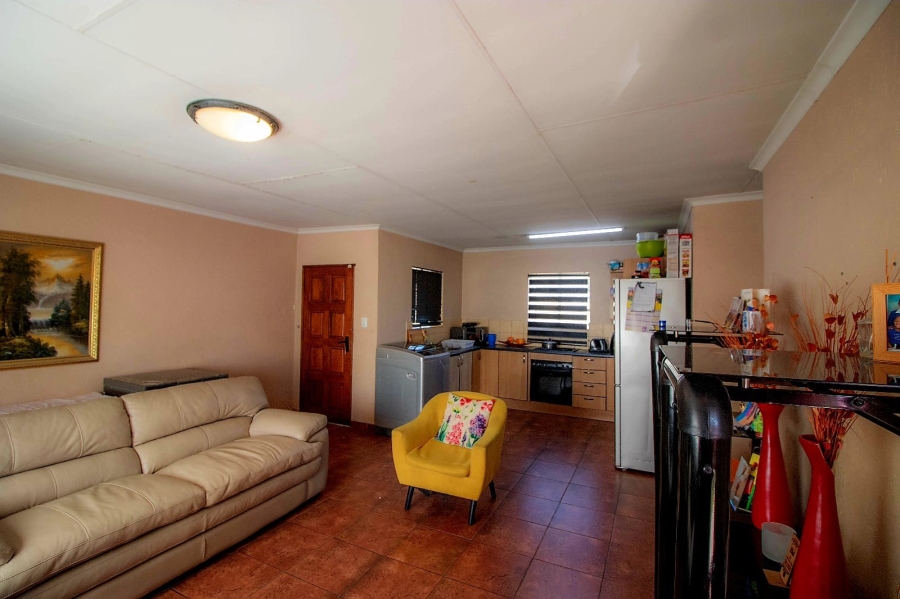 3 Bedroom Property for Sale in Birchleigh North Gauteng