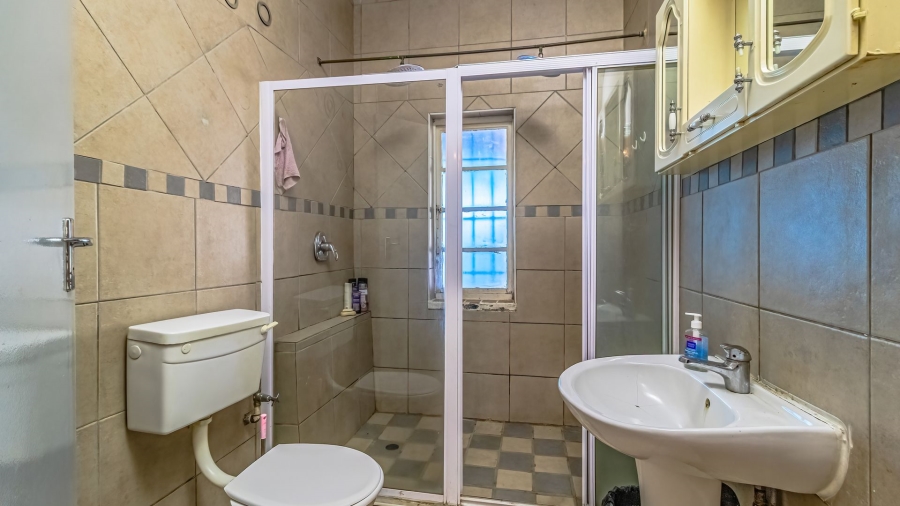 3 Bedroom Property for Sale in Edenvale Central Gauteng