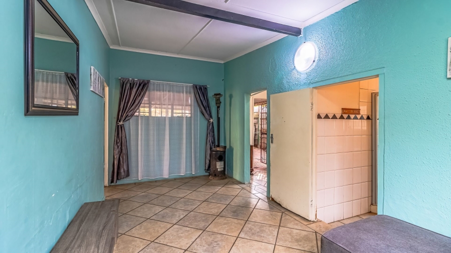 3 Bedroom Property for Sale in Edenvale Central Gauteng