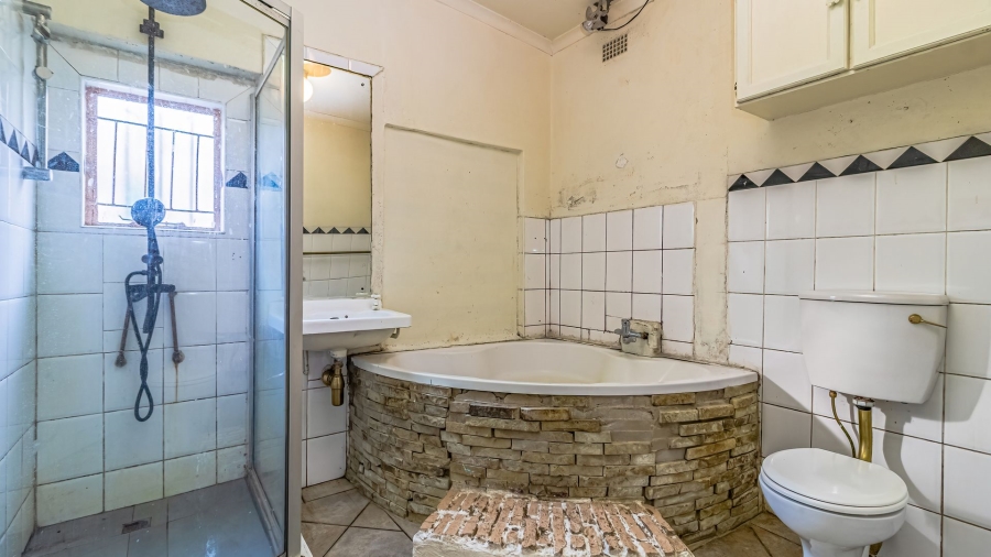 3 Bedroom Property for Sale in Edenvale Central Gauteng