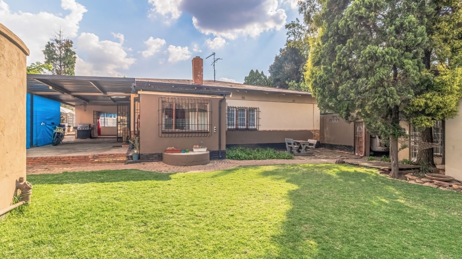 3 Bedroom Property for Sale in Edenvale Central Gauteng