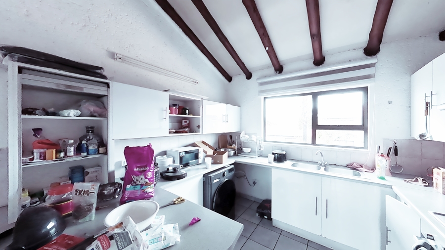 2 Bedroom Property for Sale in Lakefield Gauteng