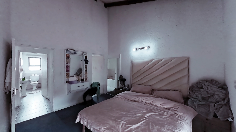 2 Bedroom Property for Sale in Lakefield Gauteng