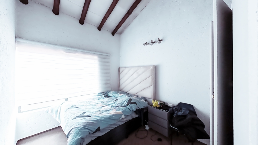 2 Bedroom Property for Sale in Lakefield Gauteng