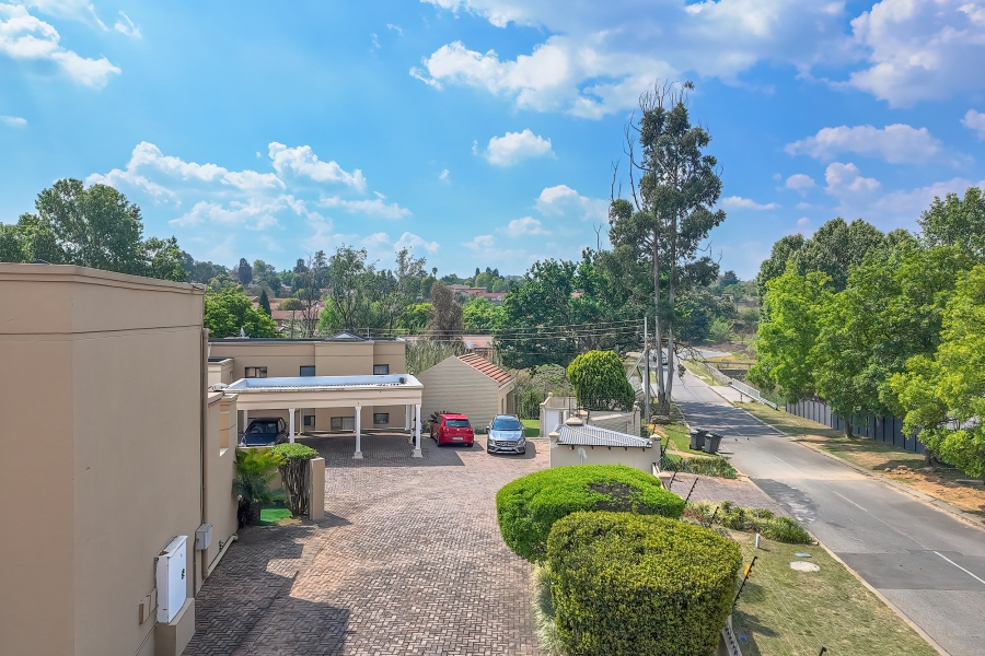 3 Bedroom Property for Sale in Northwold Gauteng