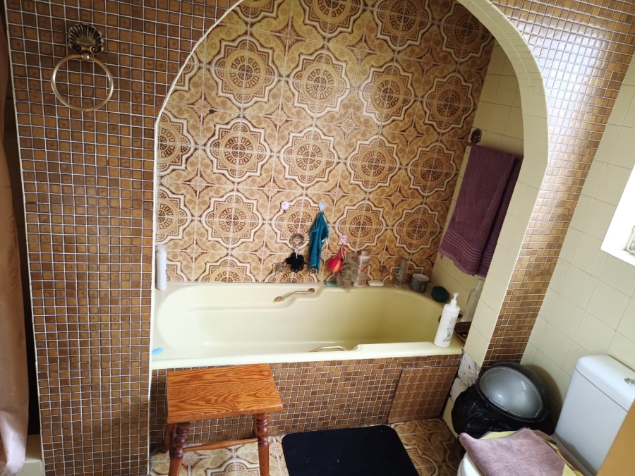 4 Bedroom Property for Sale in Risana Gauteng