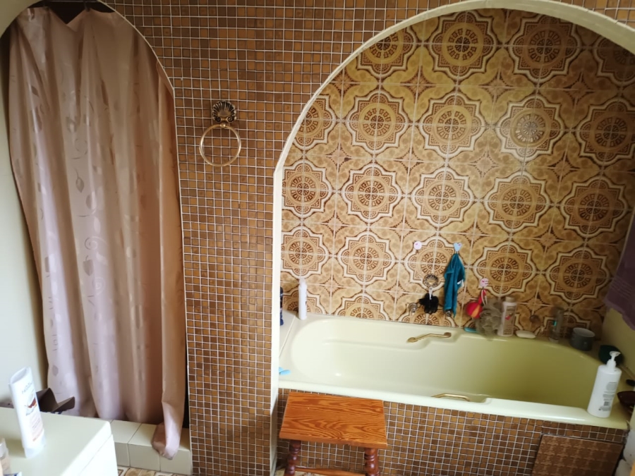 4 Bedroom Property for Sale in Risana Gauteng