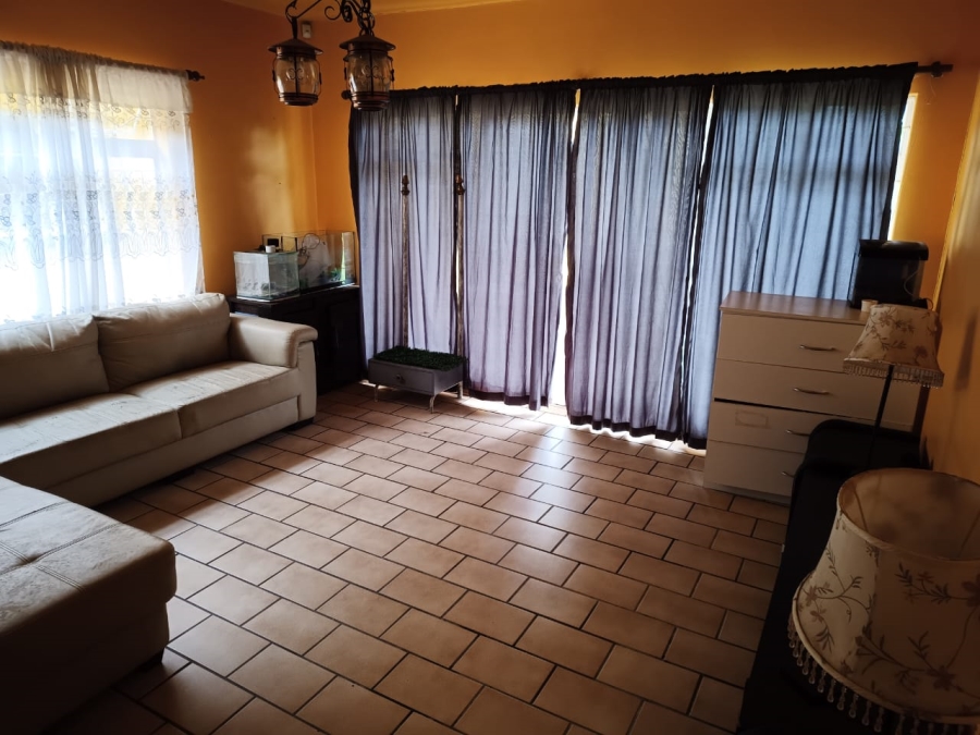 4 Bedroom Property for Sale in Risana Gauteng