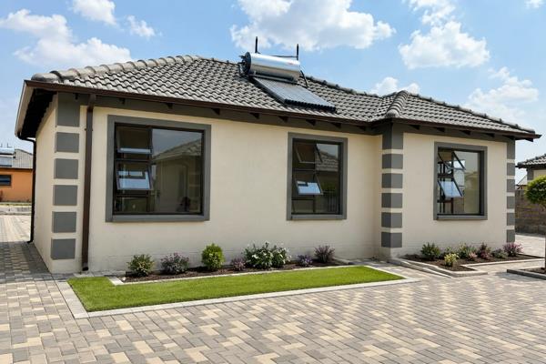 3 Bedroom Property for Sale in Crystal Park Gauteng