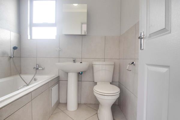 3 Bedroom Property for Sale in Crystal Park Gauteng