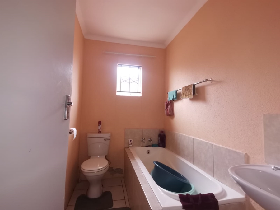 3 Bedroom Property for Sale in Savanna City Gauteng