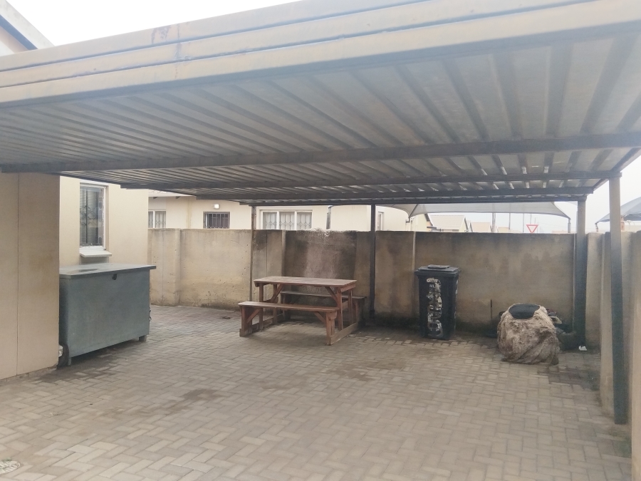 3 Bedroom Property for Sale in Savanna City Gauteng