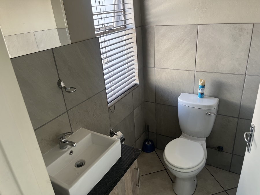3 Bedroom Property for Sale in Albertsdal Gauteng
