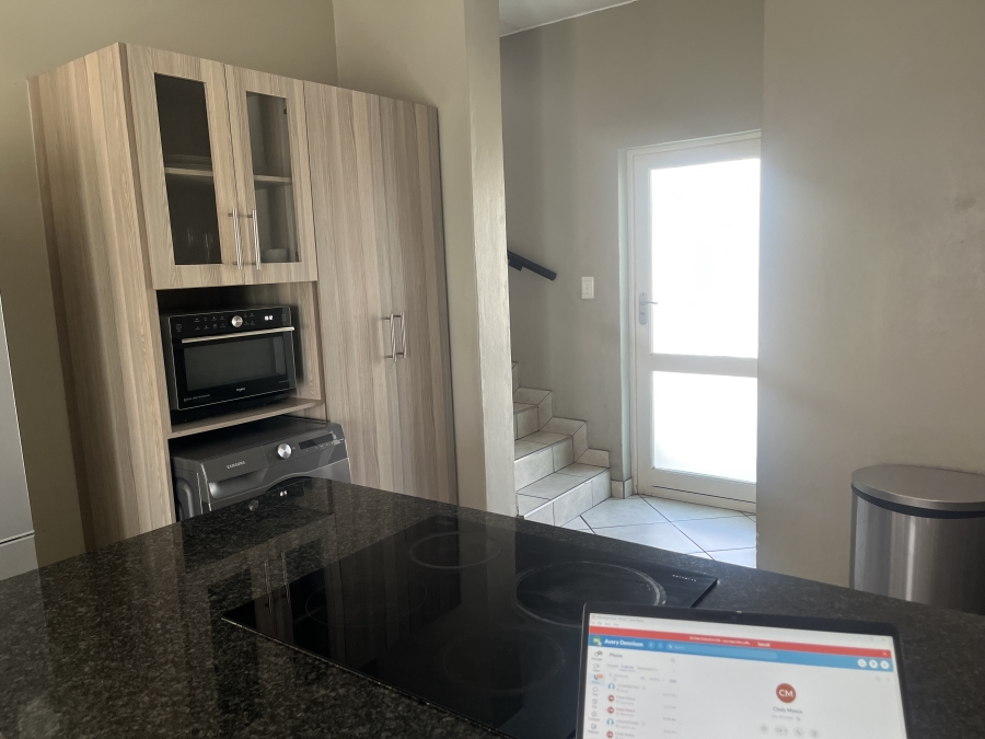 3 Bedroom Property for Sale in Albertsdal Gauteng