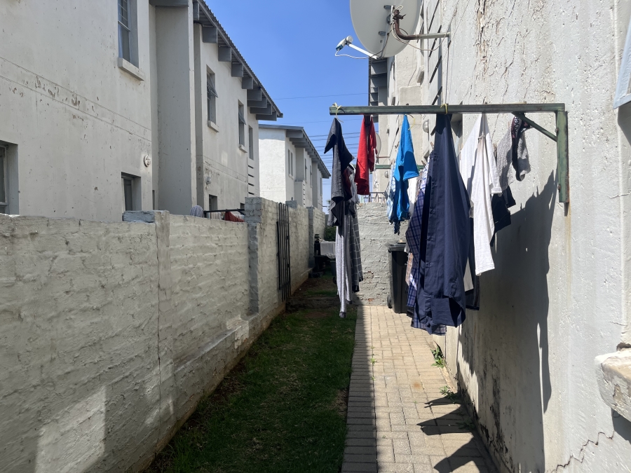3 Bedroom Property for Sale in Albertsdal Gauteng