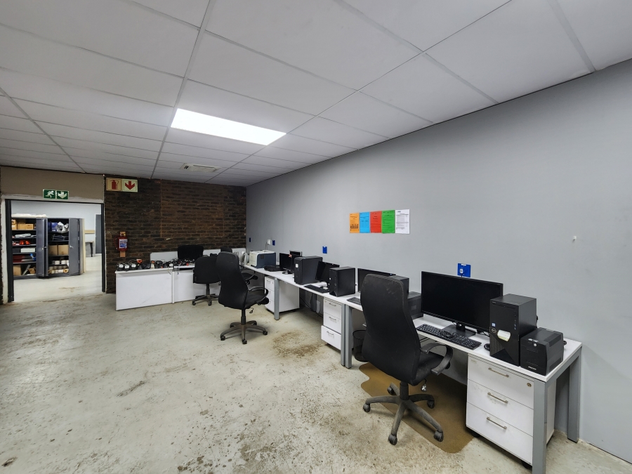 To Let Commercial Property for Rent in Waltloo Gauteng