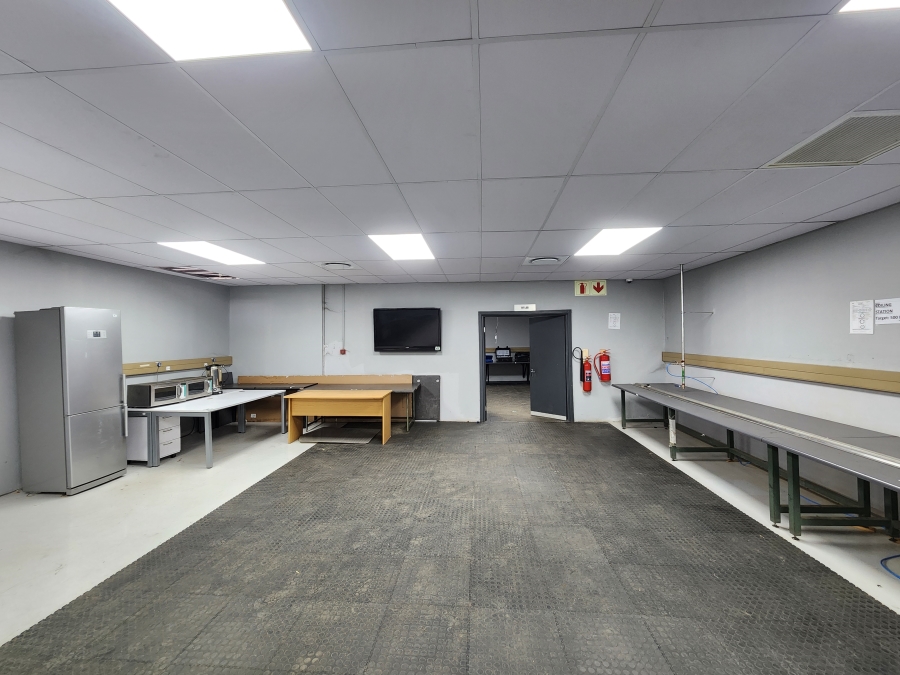 To Let Commercial Property for Rent in Waltloo Gauteng