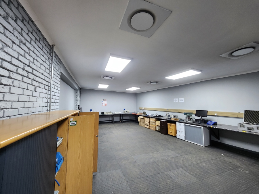 To Let Commercial Property for Rent in Waltloo Gauteng