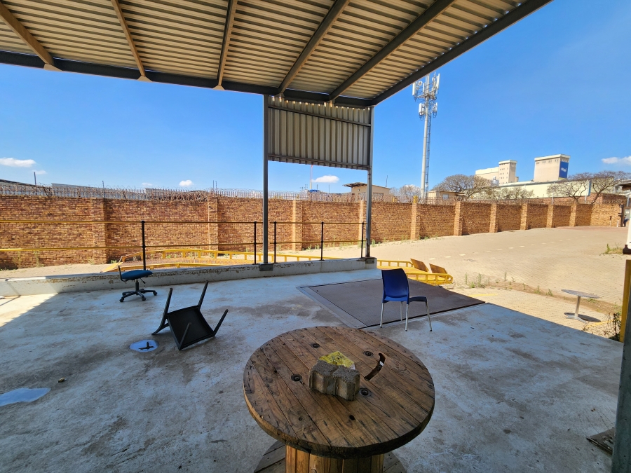 To Let Commercial Property for Rent in Waltloo Gauteng