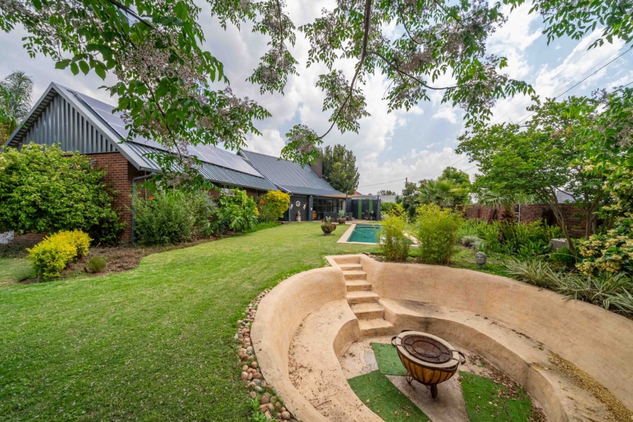 4 Bedroom Property for Sale in Parkdene Gauteng
