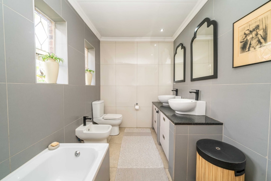 4 Bedroom Property for Sale in Parkdene Gauteng