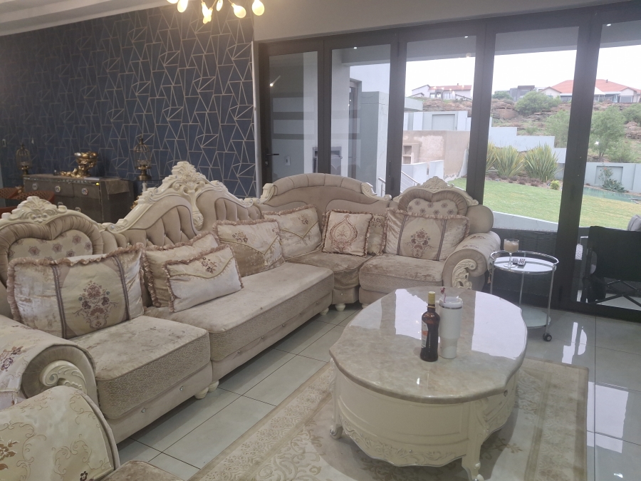 4 Bedroom Property for Sale in Aquavista Mountain Estate Gauteng