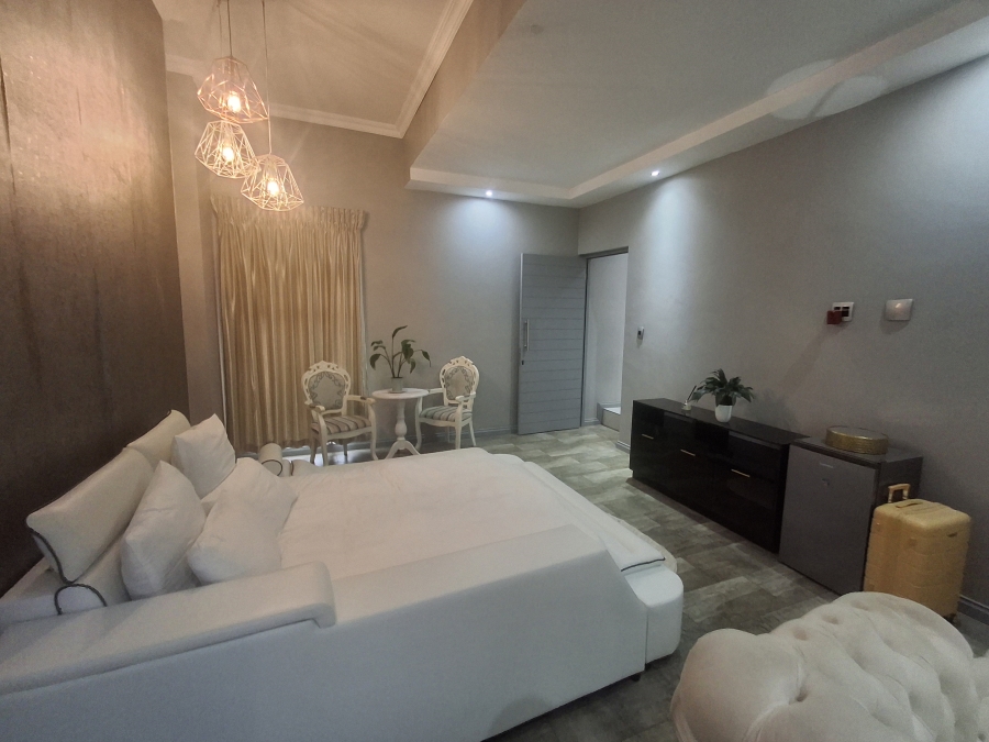 4 Bedroom Property for Sale in Aquavista Mountain Estate Gauteng