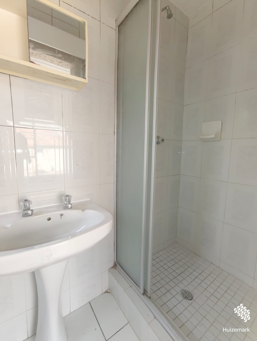 3 Bedroom Property for Sale in Vanderbijlpark SW 5 Gauteng