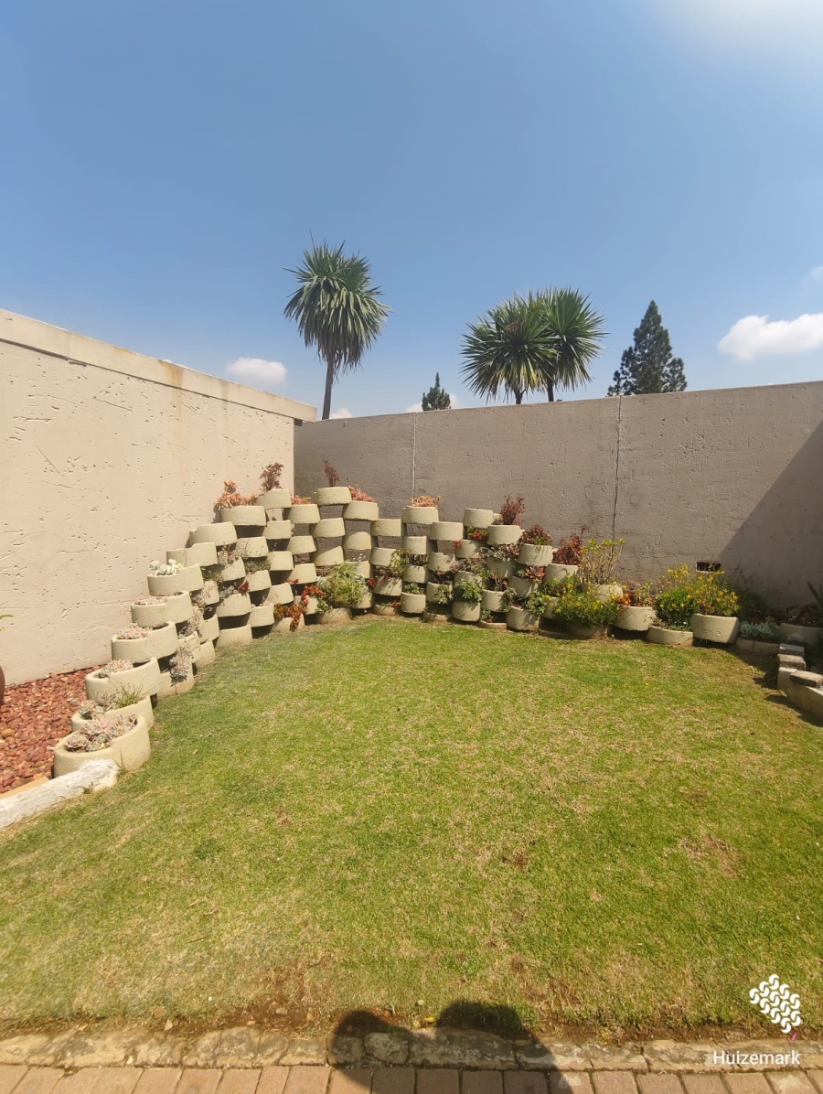 3 Bedroom Property for Sale in Vanderbijlpark SW 5 Gauteng