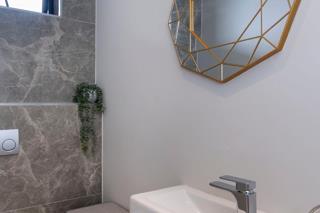 To Let 1 Bedroom Property for Rent in Houghton Estate Gauteng