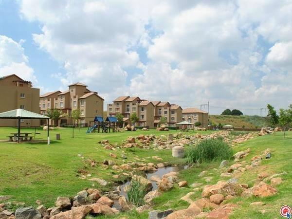 To Let 2 Bedroom Property for Rent in Castleview Gauteng