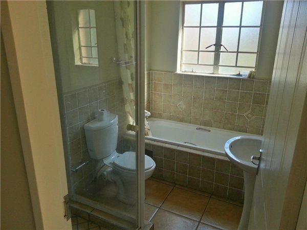 To Let 2 Bedroom Property for Rent in Castleview Gauteng