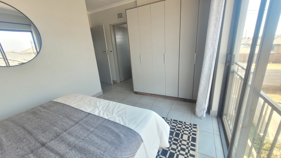4 Bedroom Property for Sale in Protea Glen Gauteng