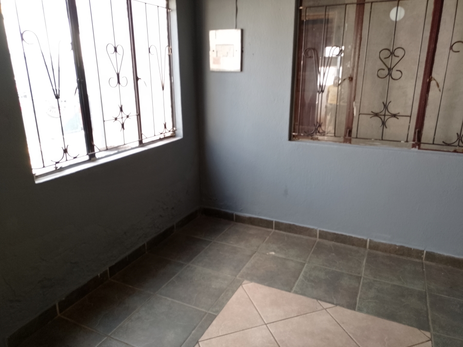 2 Bedroom Property for Sale in Mahube Valley Gauteng